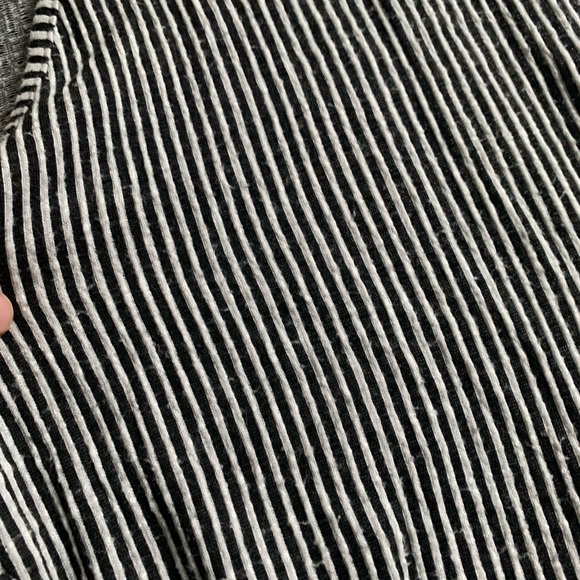Comfortable Striped Jumpsuit - Picture 3 of 4